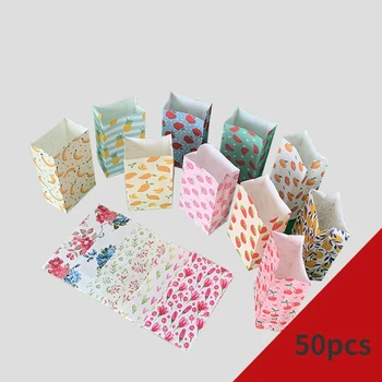50pcs Polka Dot хартиена чанта за бонбони Stand Up подаръчна торбичка за декорация на сватбено тържество Детски консумативи за опаковане на закуски за рожден ден