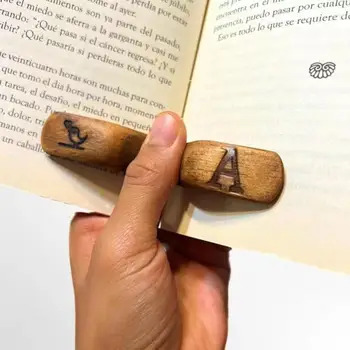 Bookmark Cartoon Finger-pressing Creative Shape Wooden Bookmark Wooden Book Page Holder Thumb Bookmark for Children