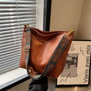 Дамска мода рамо прашка чанта реколта кафяв PU кожа с висок капацитет прост широк каишка кофа crossbody женски пътнически чанти