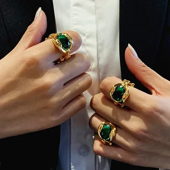 Нов модерен 2022 зелени мъниста инкрустиран персонализиран дизайн висококачествени пръстени за пръсти за жени мода бижута подарък