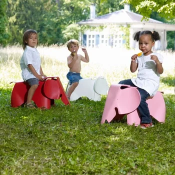 Проста веранда Османци Творчески детски столове за слонове Дизайнер Мебели за хол Nordic Начало пластмасови обувки за смяна на табуретка