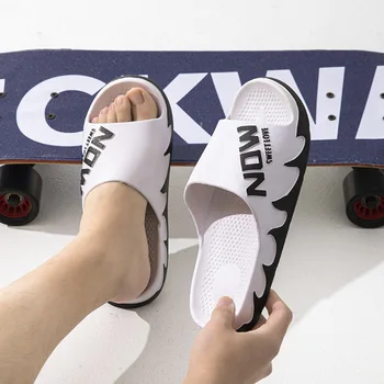 Чехли за мъже през лятото, против хлъзгане корейска версия за двойки у дома, дебели подметки мъжки сандали за външно облекло